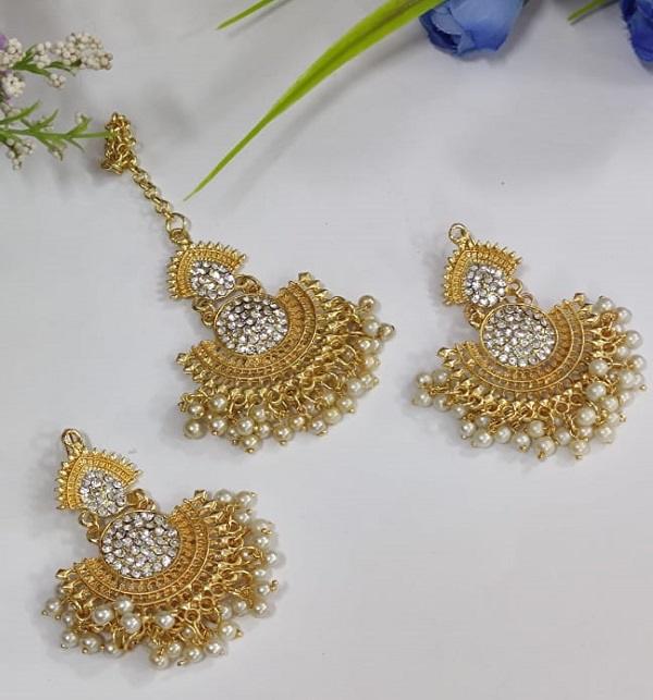 Traditional Party Wear Earring With Matha Patti Pearls Work
