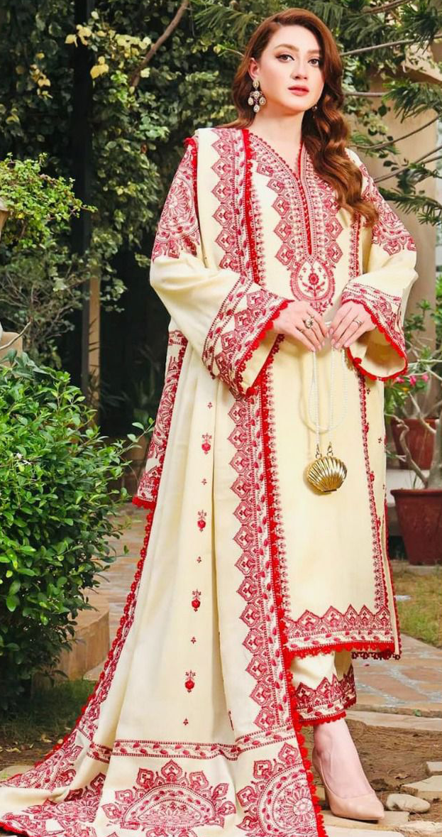 Premium 3-Piece Heavy Embroidered Dhanak Suit – Winter Collection